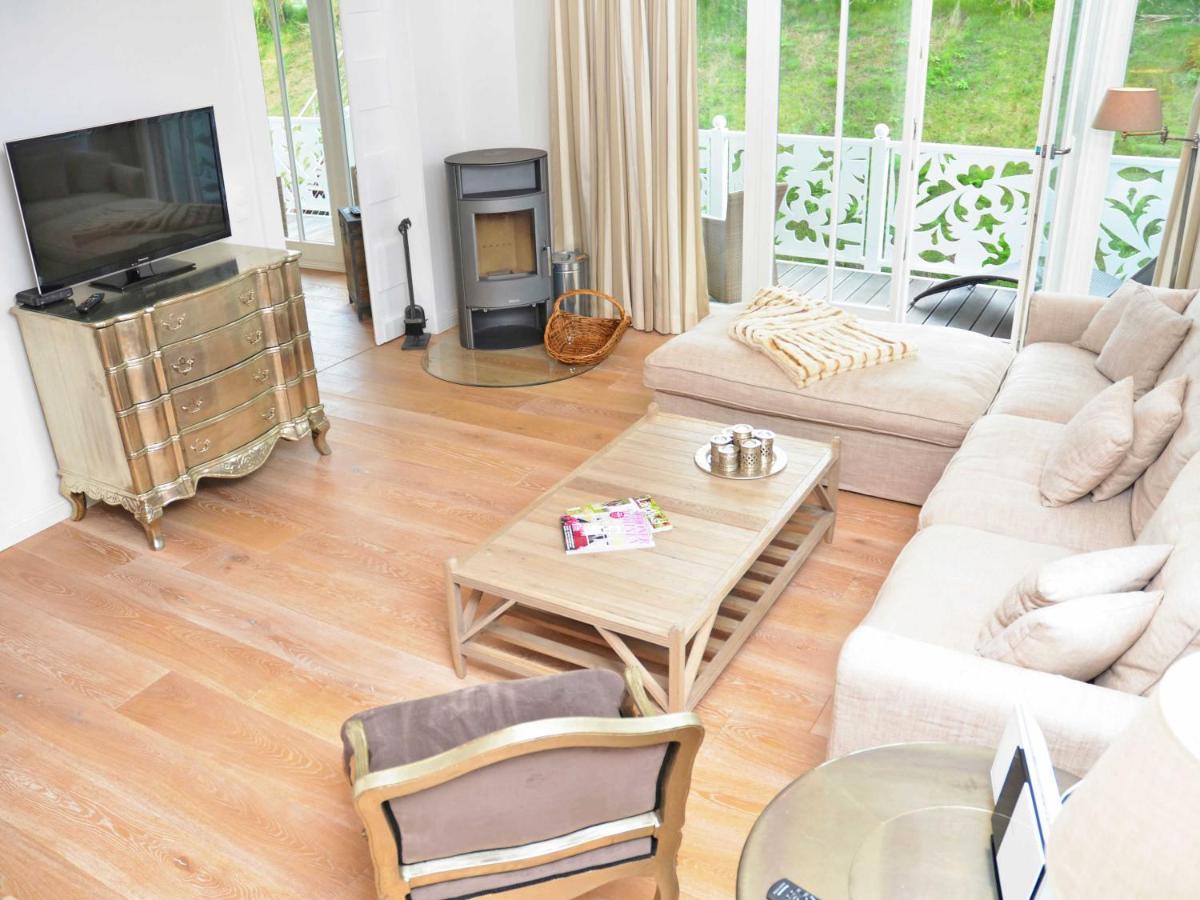 Villa "Johanna" Sellin - Wg13 Mit Kamin Und Zwei Balkonen Екстер'єр фото