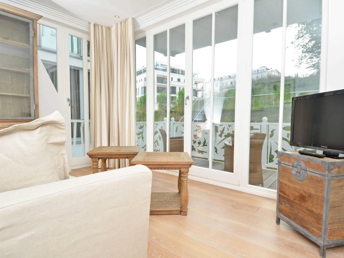 Villa "Johanna" Sellin - Wg13 Mit Kamin Und Zwei Balkonen Екстер'єр фото