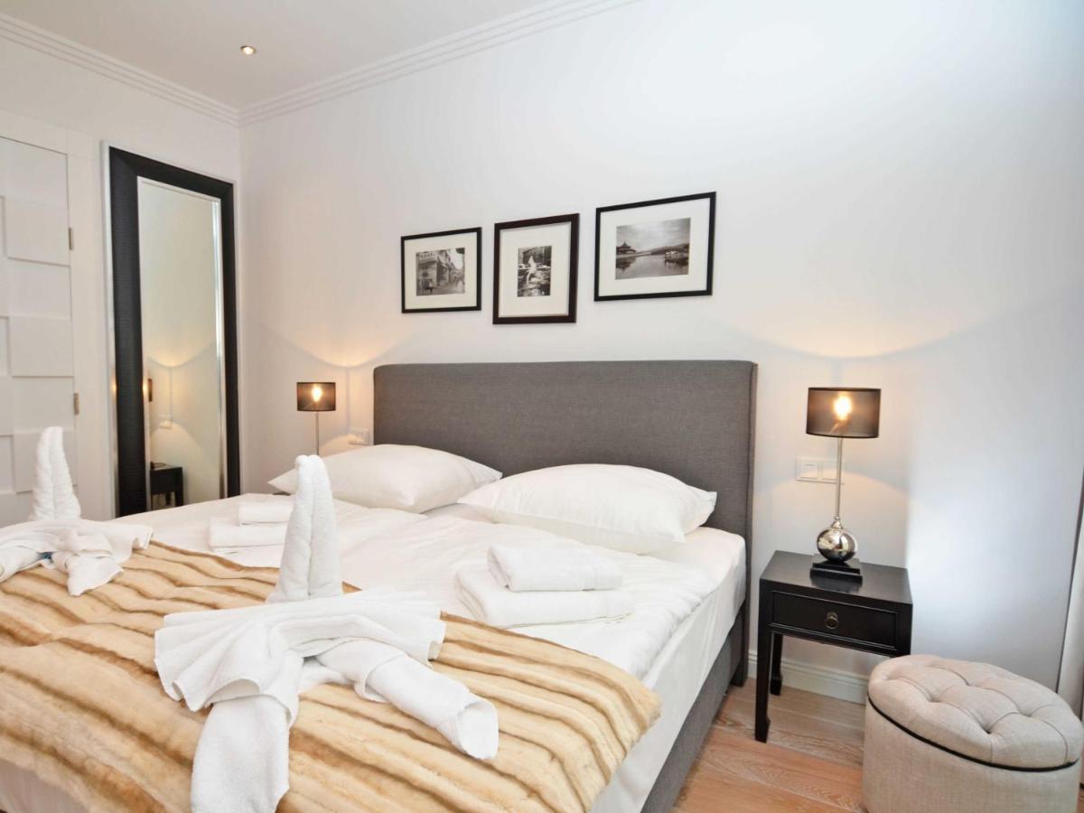 Villa "Johanna" Sellin - Wg13 Mit Kamin Und Zwei Balkonen Екстер'єр фото